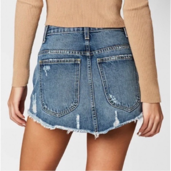 CARMAR Zip Front Distressed Beatrice Denim Skirt Sz 29 - Picture 3 of 8